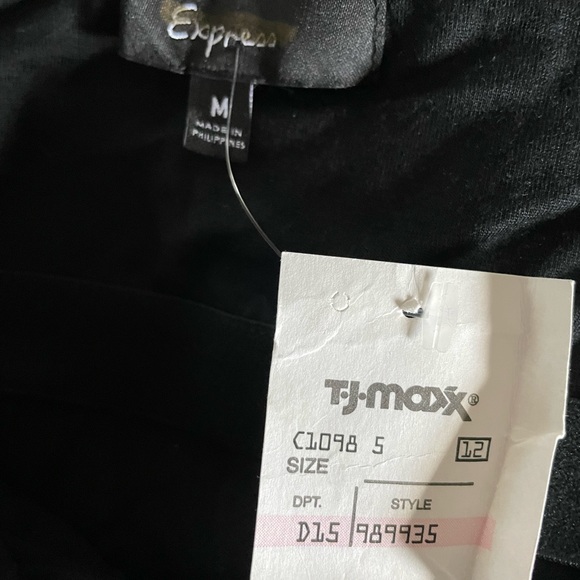 NWT Express top - Picture 8 of 9